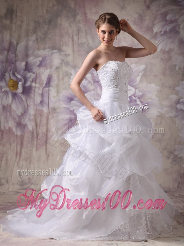Sophisticated Strapless White Dress for Bride with Pick-ups Appliques