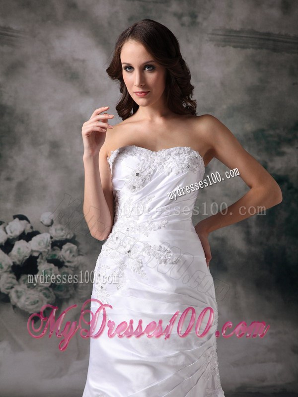 Beautiful Appliques Court Train White Wedding Dress with Ruche