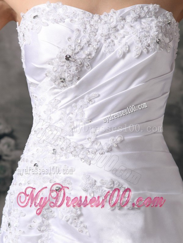 Beautiful Appliques Court Train White Wedding Dress with Ruche