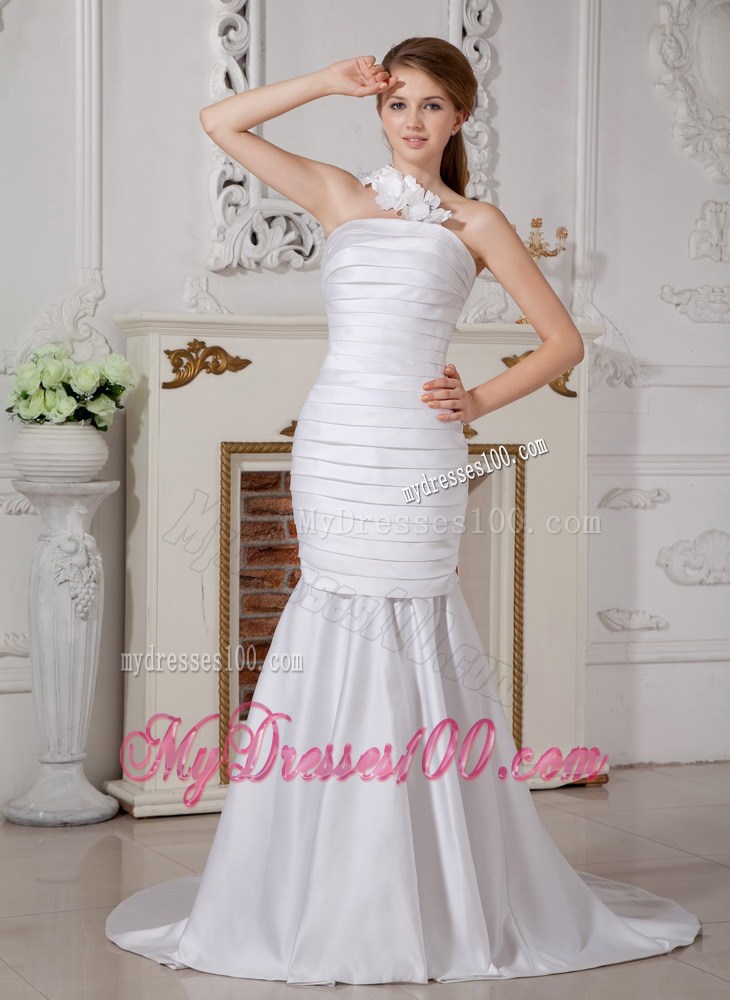 Detachable Hand Made Flowers Single Shoulder Ruching Bridal Dress