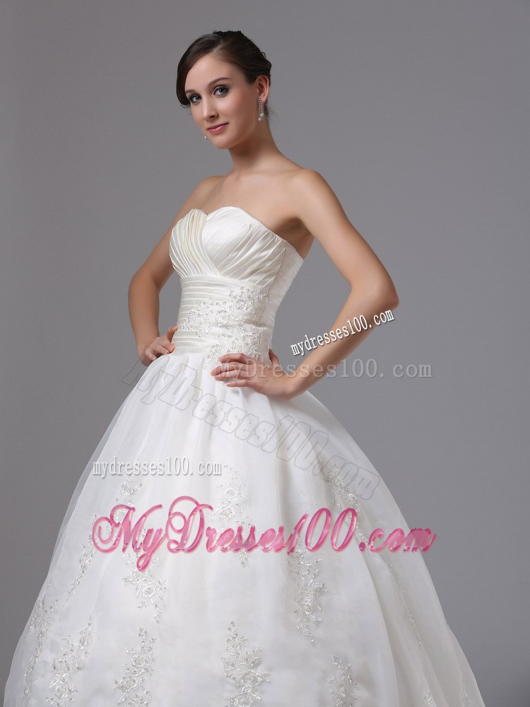 Simple Lace Flowers Sweep Train Ruching and Appliques Wedding Gowns
