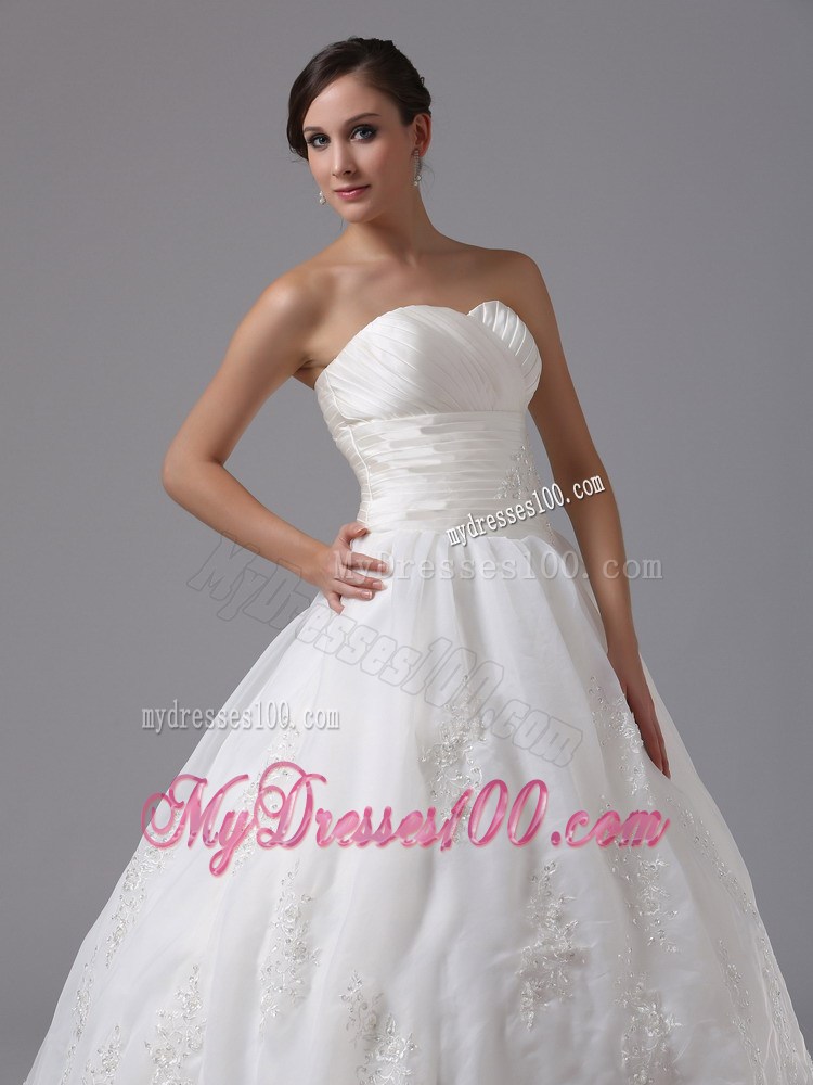 Simple Lace Flowers Sweep Train Ruching and Appliques Wedding Gowns