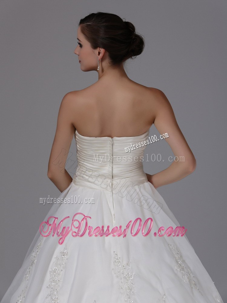Simple Lace Flowers Sweep Train Ruching and Appliques Wedding Gowns