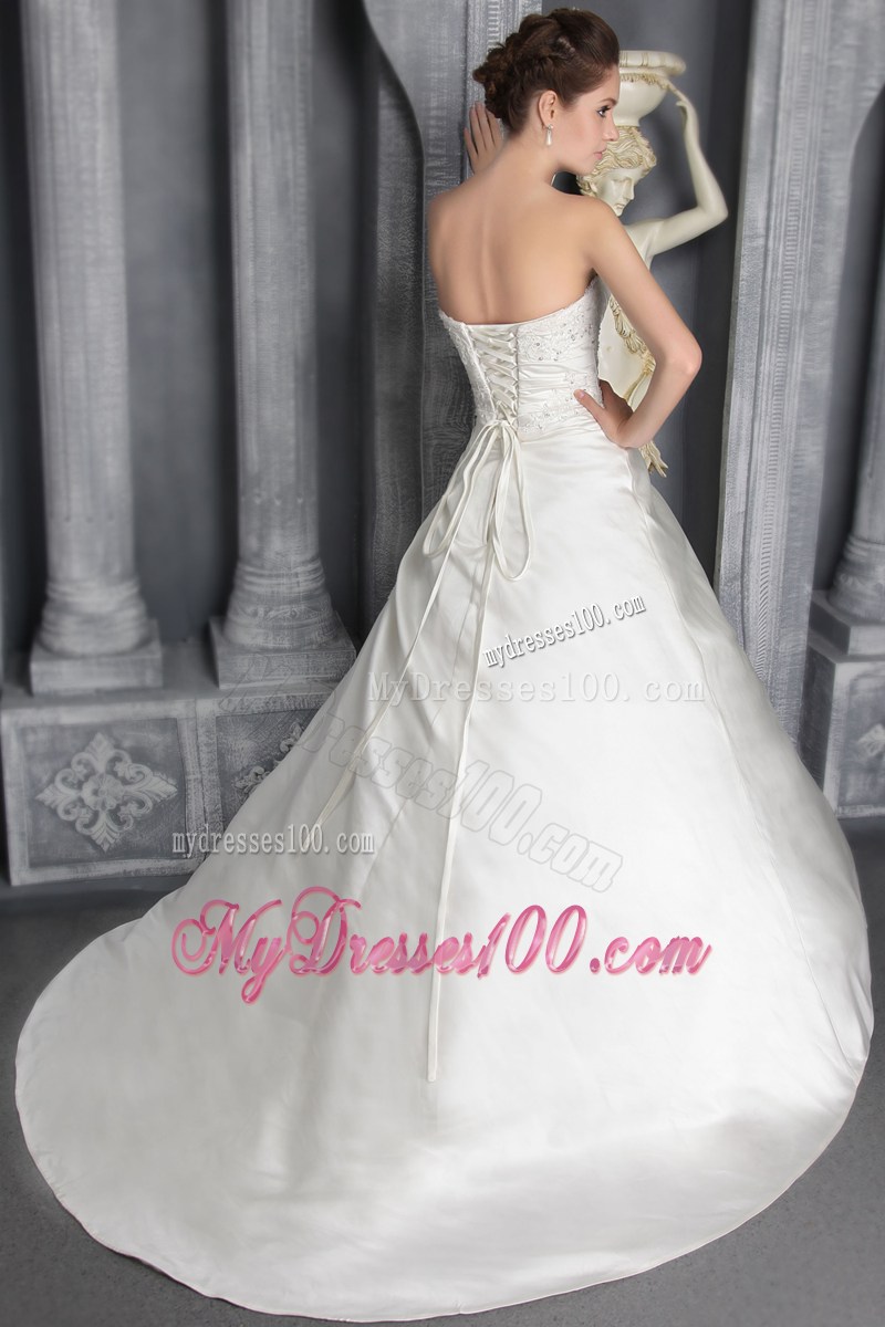 Paillette Ruffles Lace Hem White Wedding Gown Strapless Court Train