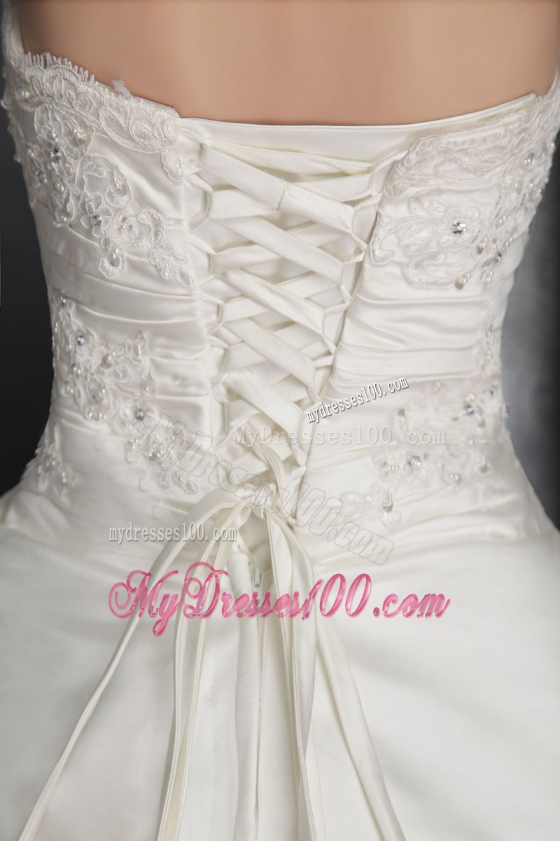 Paillette Ruffles Lace Hem White Wedding Gown Strapless Court Train