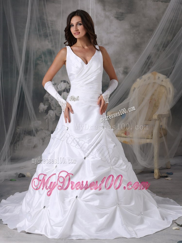 2013 V-neck Corset Wedding Dresses with Court Train and Pick-ups