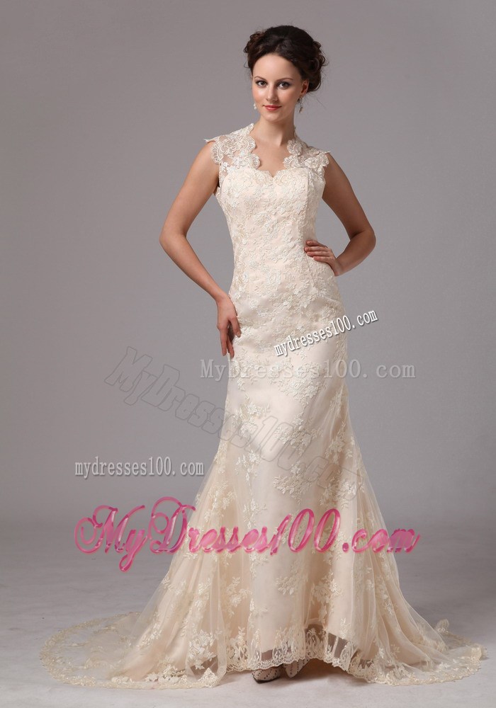 Button Down Back Lace Flowers Sweep Train Wedding Dress in Champagne
