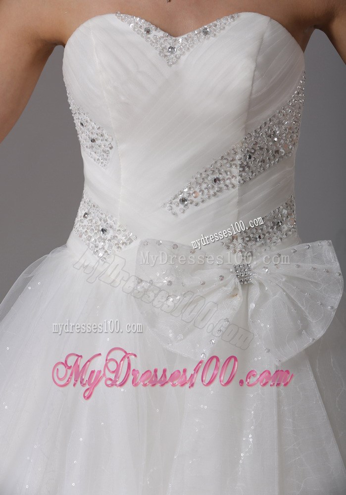 Strapless Big Bowknot Decorate White Wedding Dress with Beading