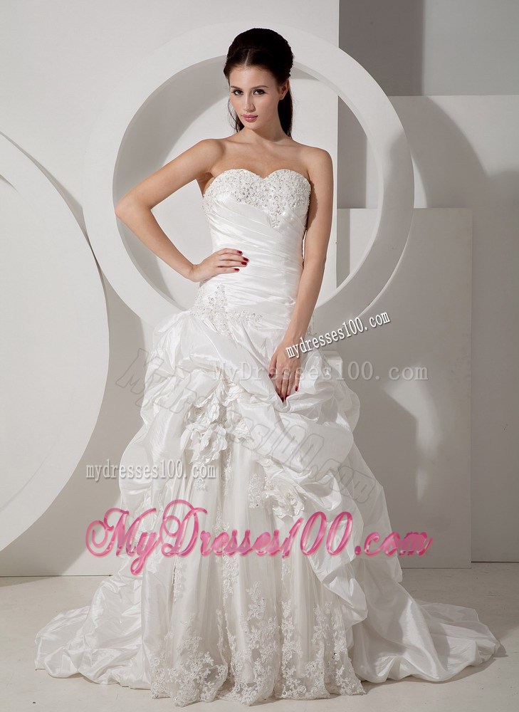 Detachable Off The Shoulder Bridal Gowns with Pick-ups and Lace Hemline