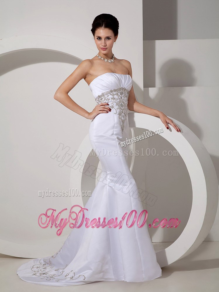 Elegant Mermaid Appliques Ruche White Wedding Gown Court Train