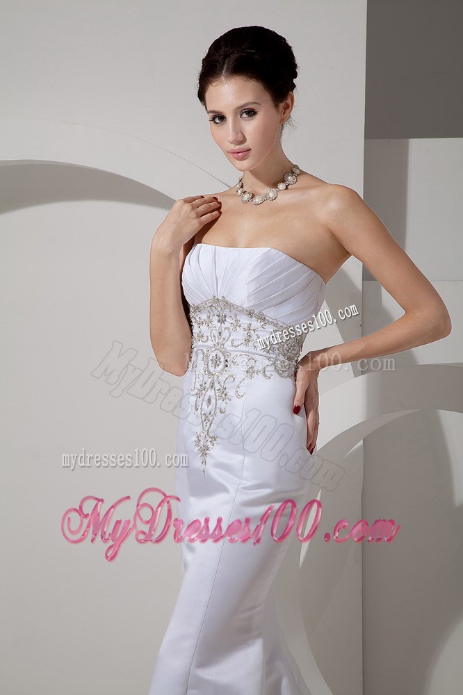 Elegant Mermaid Appliques Ruche White Wedding Gown Court Train
