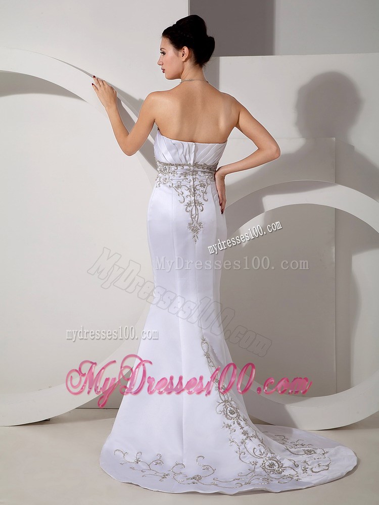 Elegant Mermaid Appliques Ruche White Wedding Gown Court Train