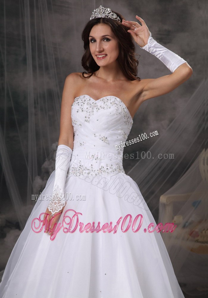 Appliques with Diamonds Decorated Strapless Puffy Dresses for Brides