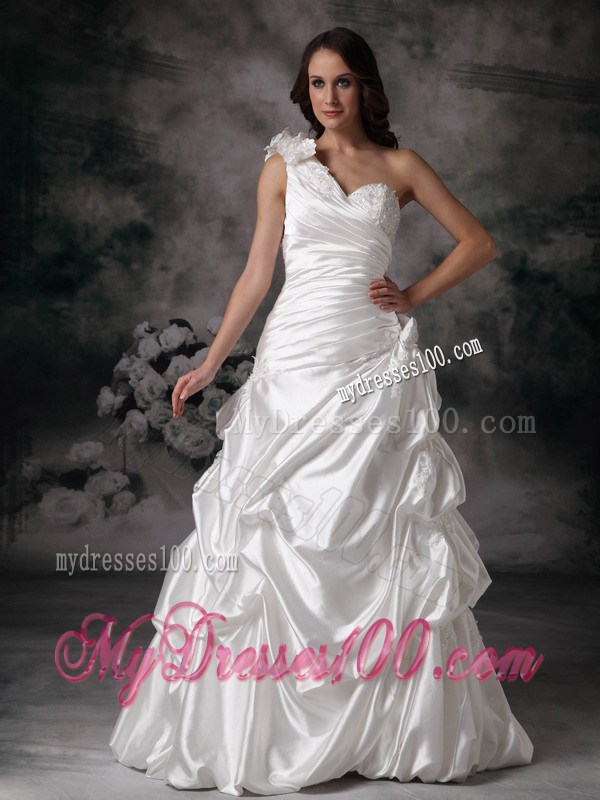 One Shoulder Pick-ups White Wedding Dress Hand Made Flowers