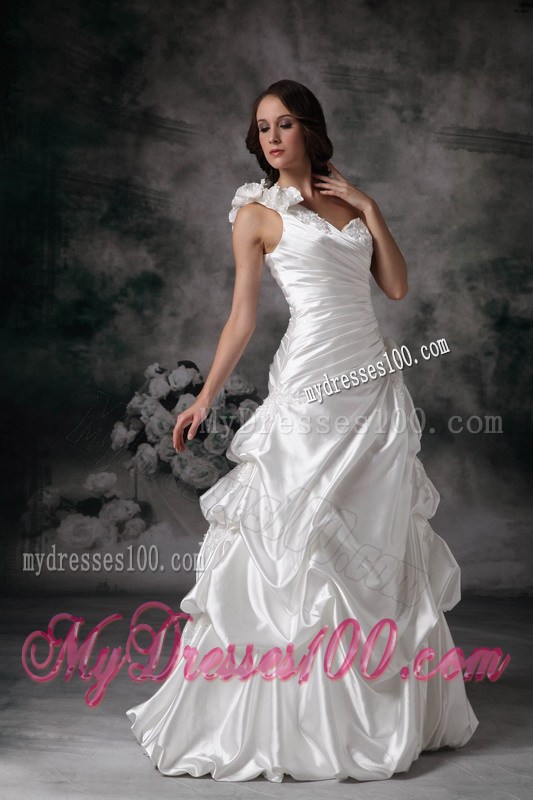 One Shoulder Pick-ups White Wedding Dress Hand Made Flowers