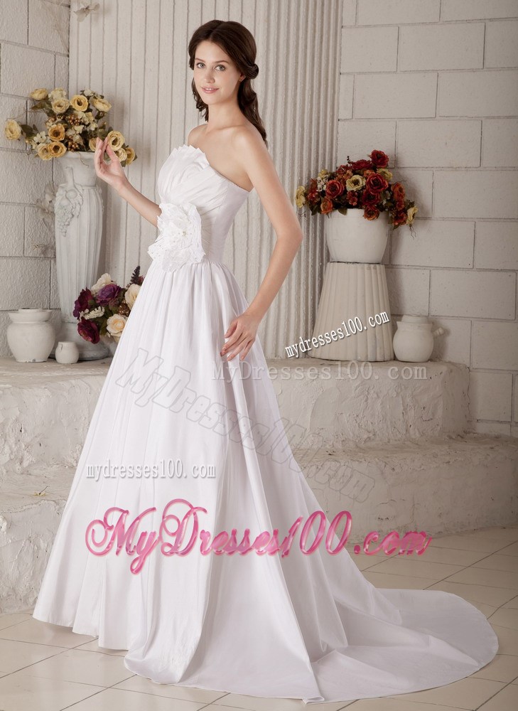 Beaded Hand Made Flowers Decorated Bridal Gown with Ruffled Neckline
