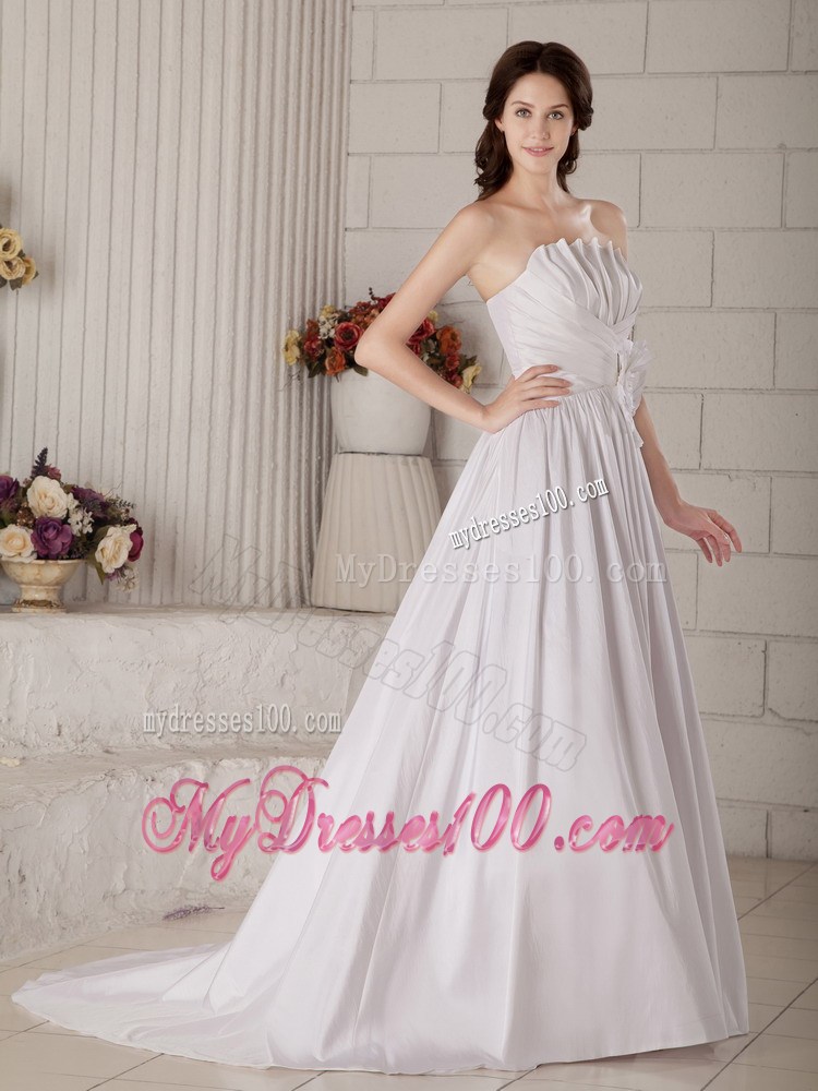 Beaded Hand Made Flowers Decorated Bridal Gown with Ruffled Neckline