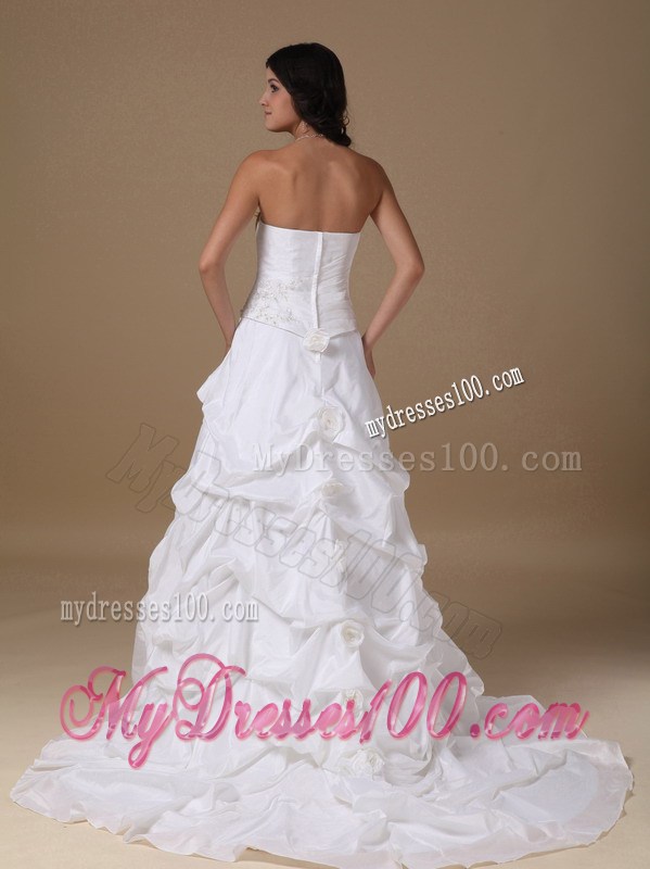 Hand Made Flowers Appliqued and Beaded Bridal Gown with Court Train