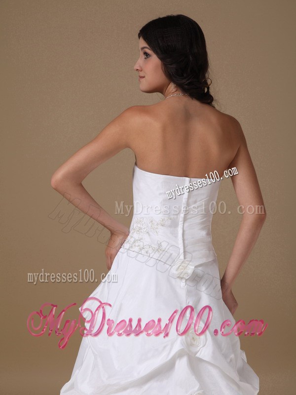Hand Made Flowers Appliqued and Beaded Bridal Gown with Court Train