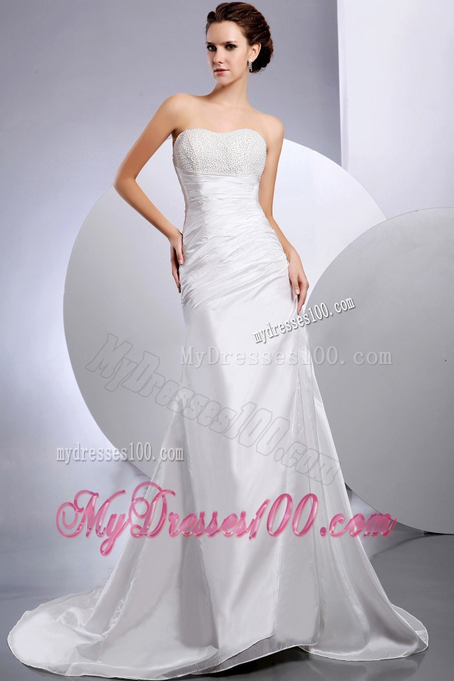 Ruching Strapless Bodice Wedding Dress with Sweep Train in Fashion