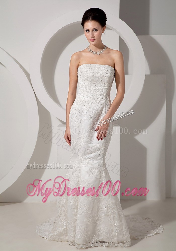 Lace-up Back Diamonds Decorated Wedding Dress with Lace Hemline