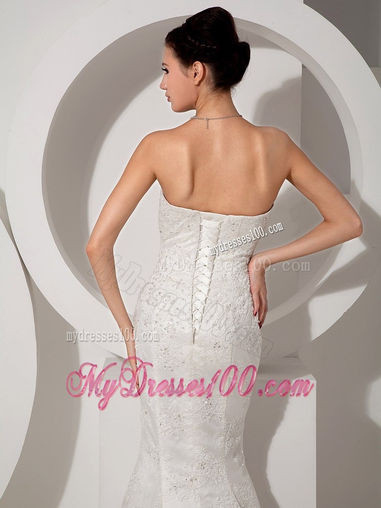 Lace-up Back Diamonds Decorated Wedding Dress with Lace Hemline