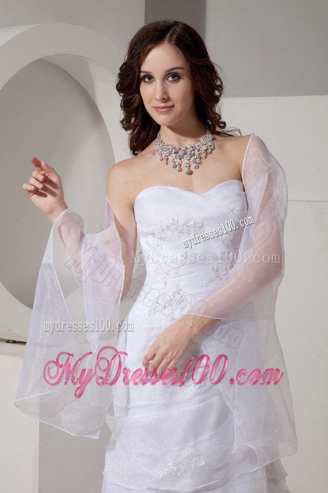 Appliques and Diamonds Layers Brush Train Bridal Gowns with Wraps