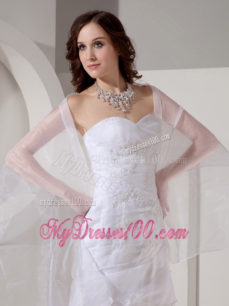 Appliques and Diamonds Layers Brush Train Bridal Gowns with Wraps