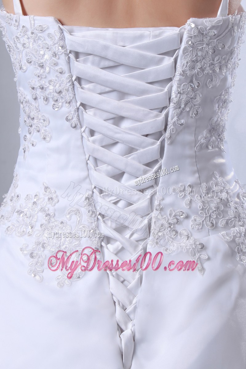 Puffy Pick-ups Jewelry and Appliques Court Train Wedding Dresses