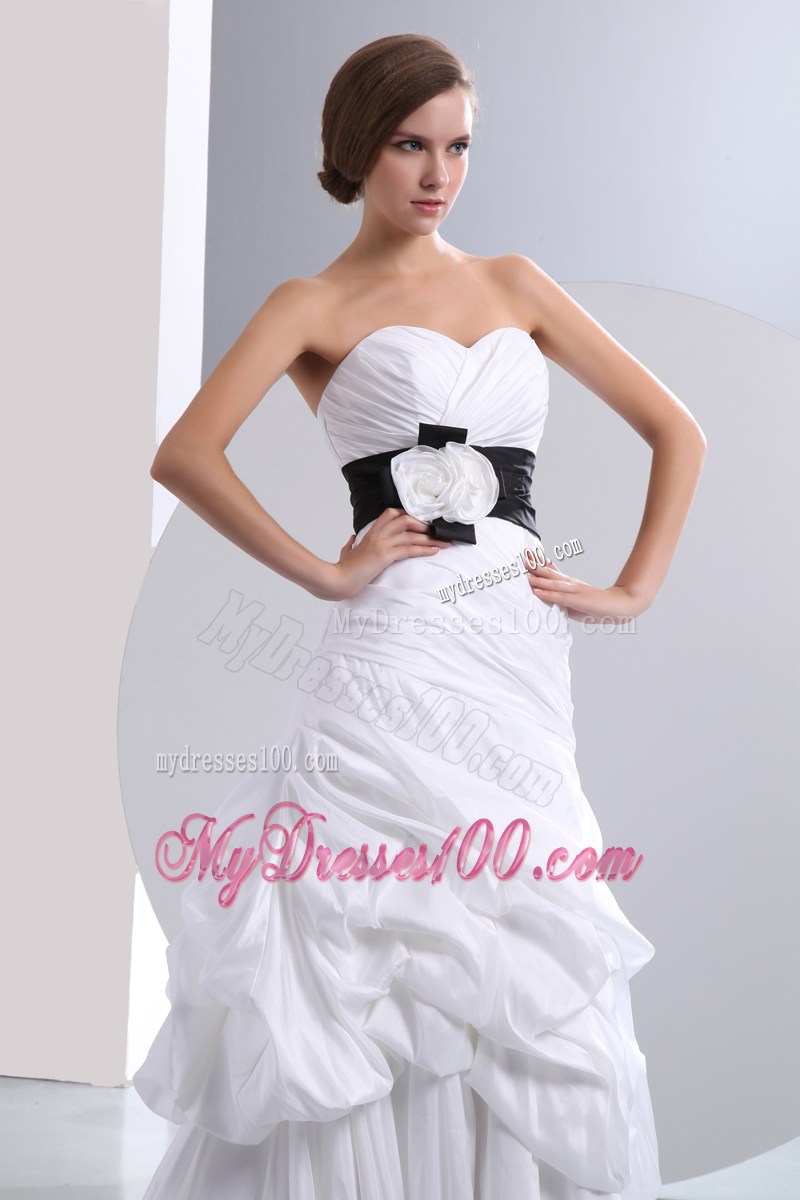 Flowery Black Belt Sweetheart Chapel Wedding Gown with Pick-ups