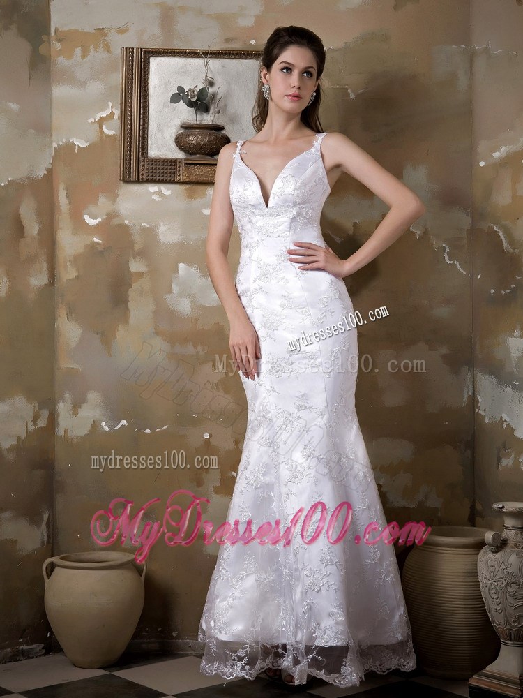 Mermaid Plunging V-neck Spaghetti Straps White Lace Wedding Dress