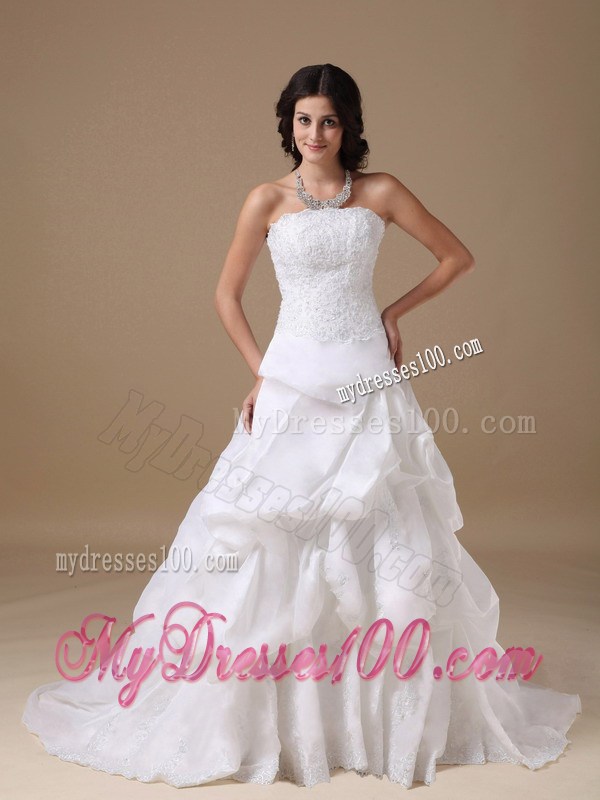 Diamonds and Appliques Decorated Wedding Gown with Pick-ups Brush Train