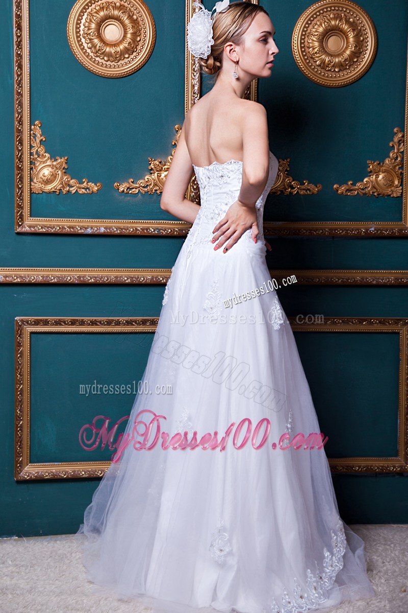Beading Strapless Wedding Dresses Decorated by Floral Appliques