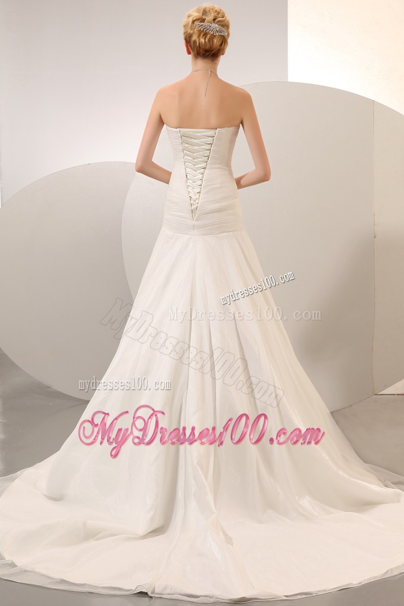 2013 Formal Sweetheart Beading Wedding Dress with Chapel Train