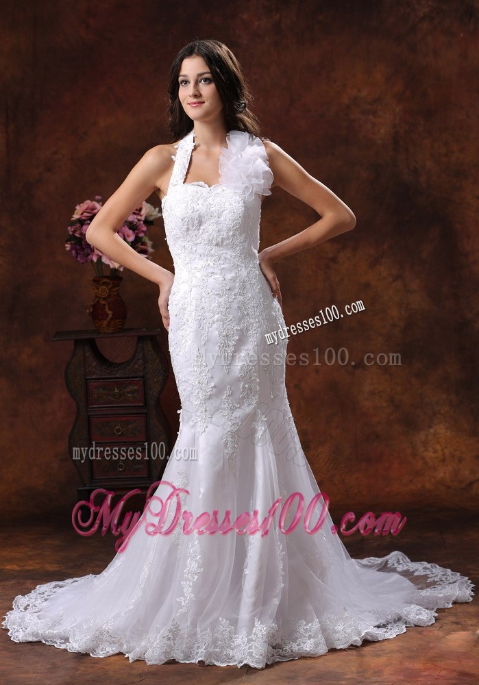 Hand Made Flowers Halter Top Court Train Bridal Dresses with Embroideries