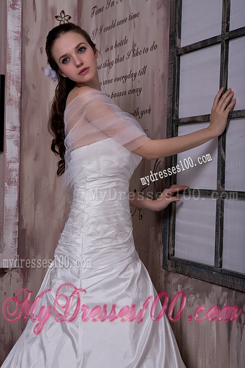 Strapless Appliques Ruches Brush Train Lace-up Wedding Dresses