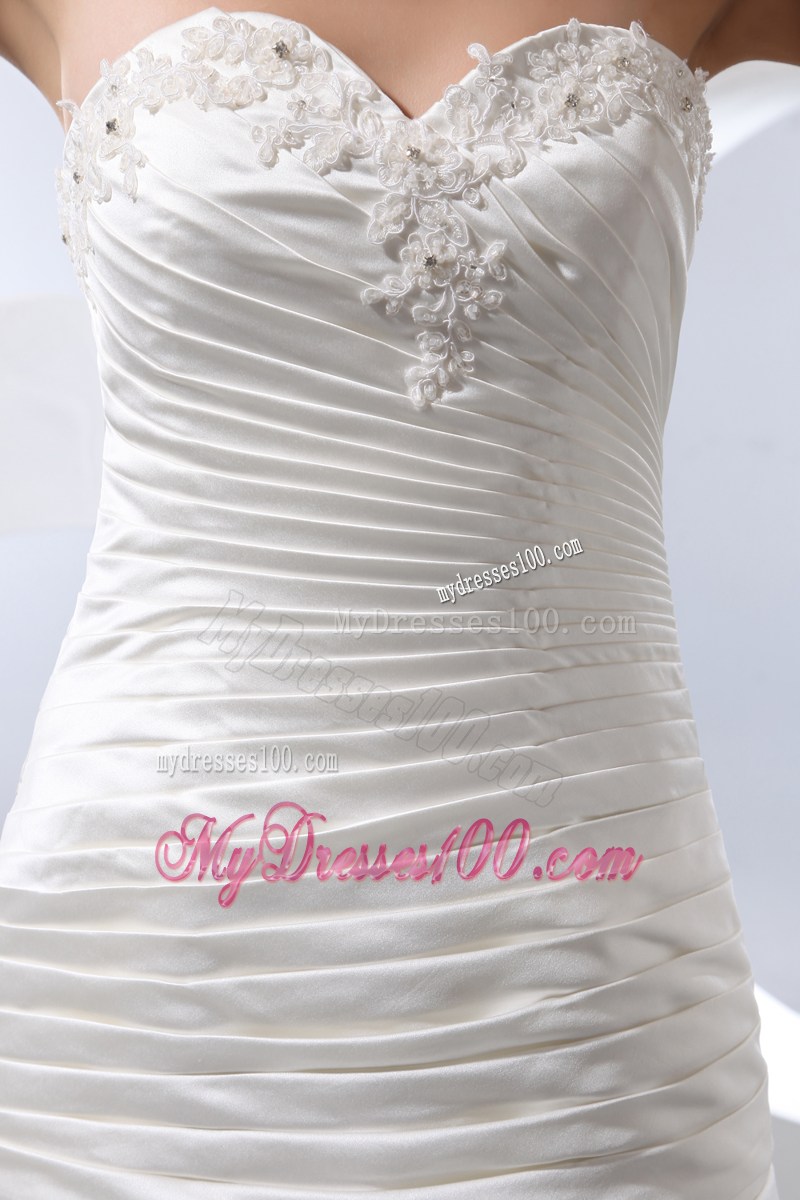Pick-ups and Appliques Accent Court Train Dresses for the Bride