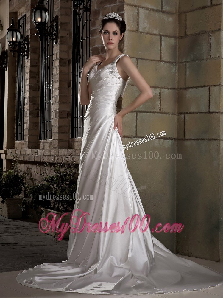 Straps Ruffles White Wedding Dress Chapel Train in the Mainstream