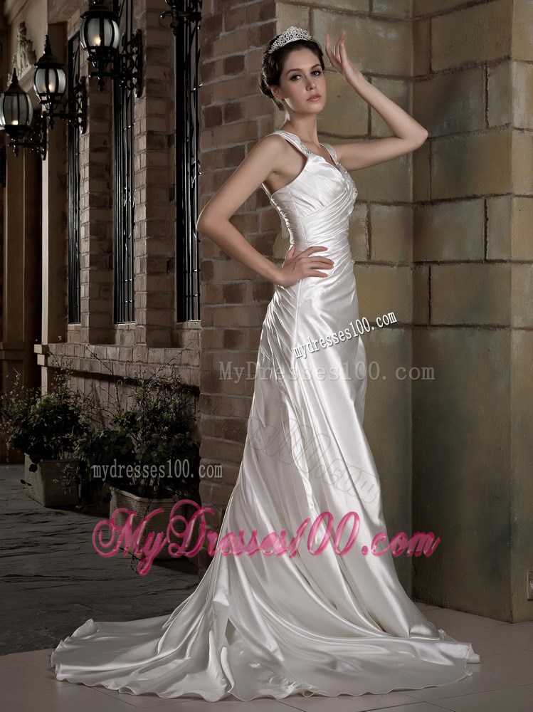 Straps Ruffles White Wedding Dress Chapel Train in the Mainstream