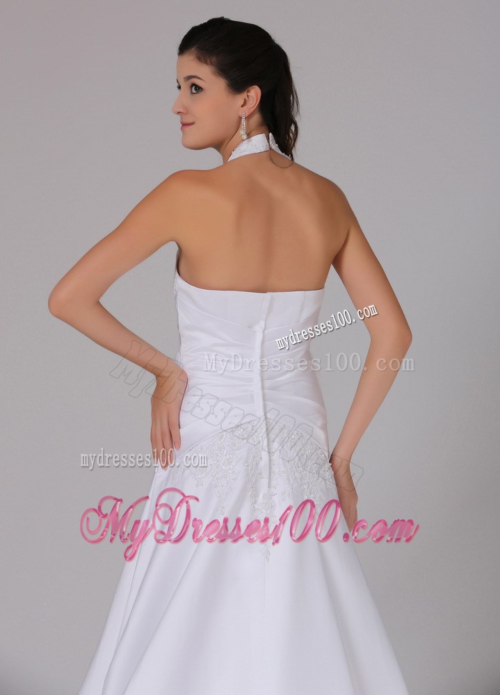 Zipper-up Back Appliqued Halter Top Ruched Sweep Train Wedding Gowns
