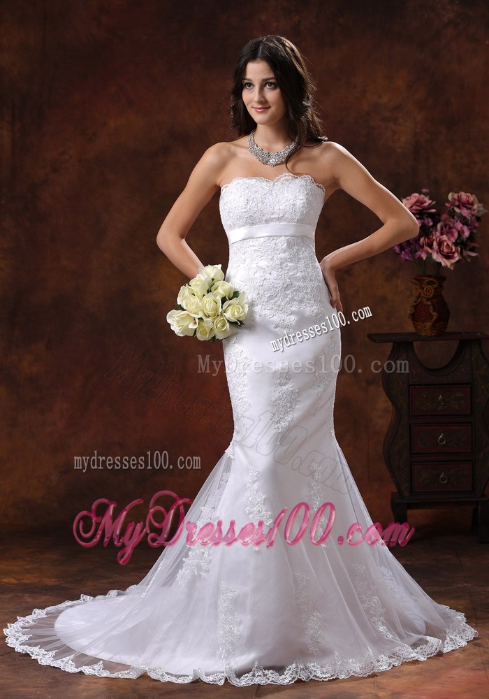 Lace Flowers Mermaid Sweep Train Wedding Gowns with Satin Sashes