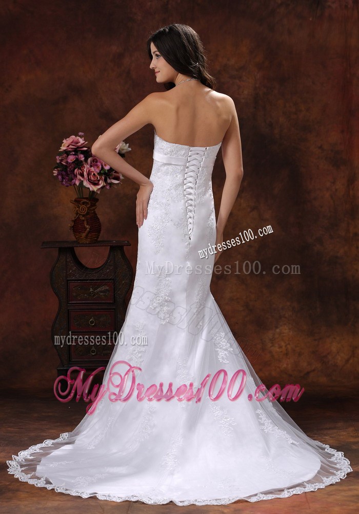 Lace Flowers Mermaid Sweep Train Wedding Gowns with Satin Sashes