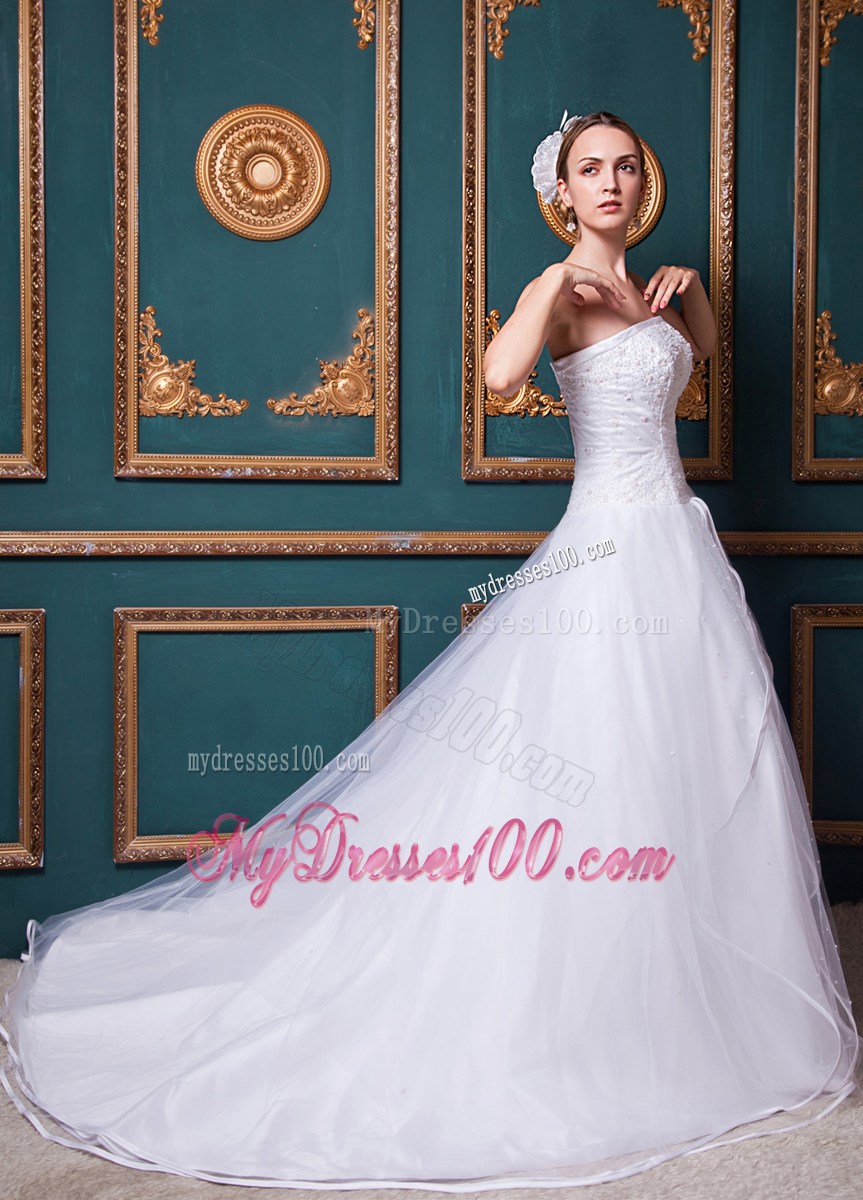 Appliques Diamonds Decorated Bridal Gowns with Tiers Court Train