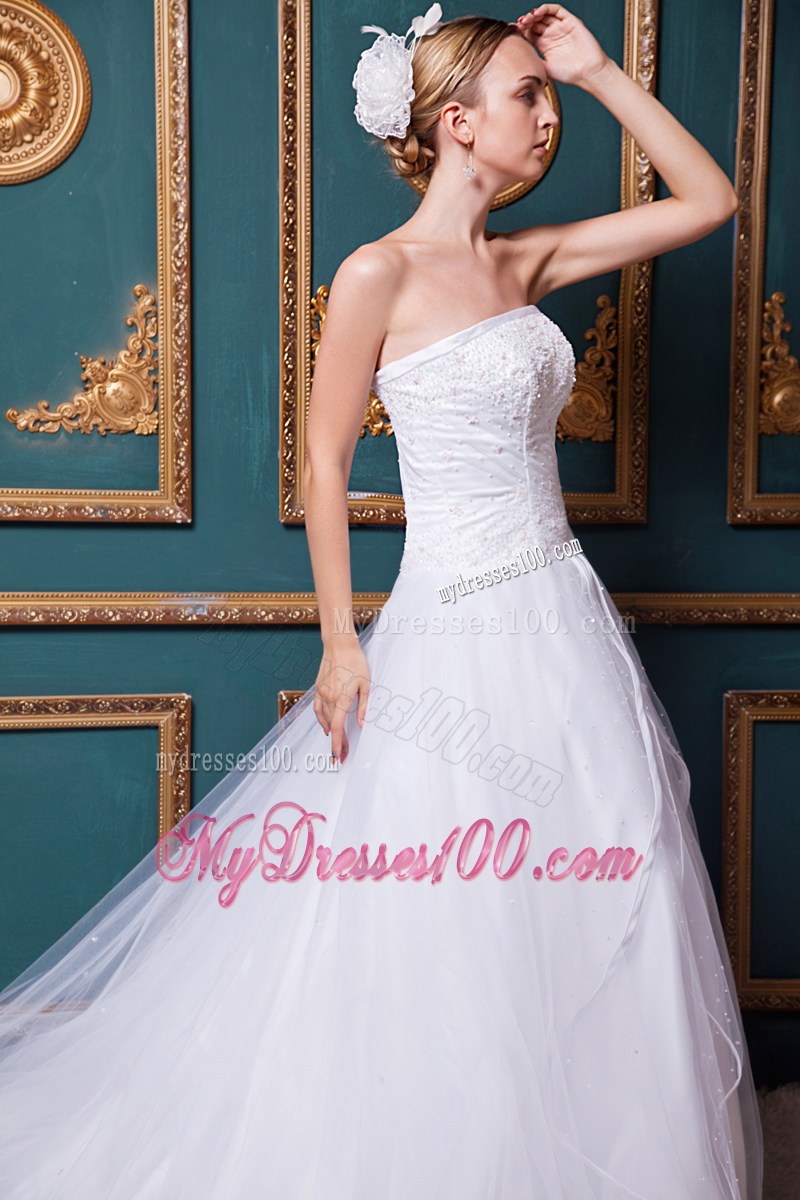 Appliques Diamonds Decorated Bridal Gowns with Tiers Court Train