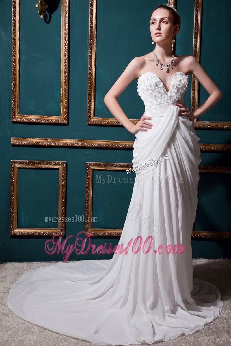 Strapless Sweetheart Floral Embellishment White Wedding Gown with Ruffles