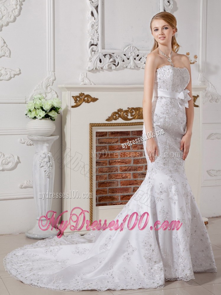Lace Flowers Court Train Bridal Dress with Hand Made Flowers Sash