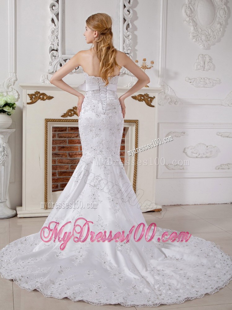 Lace Flowers Court Train Bridal Dress with Hand Made Flowers Sash