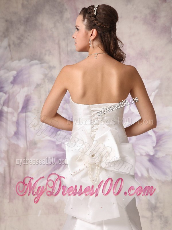 Beading and Bow Accent Court Wedding Gown with Hollowed-Out Hemline