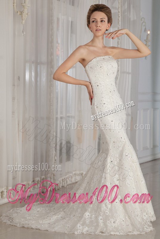 Luxurious Trumpet Strapless Court Train Lace Beading Bridal Dress