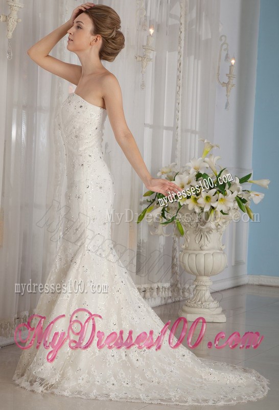 Luxurious Trumpet Strapless Court Train Lace Beading Bridal Dress